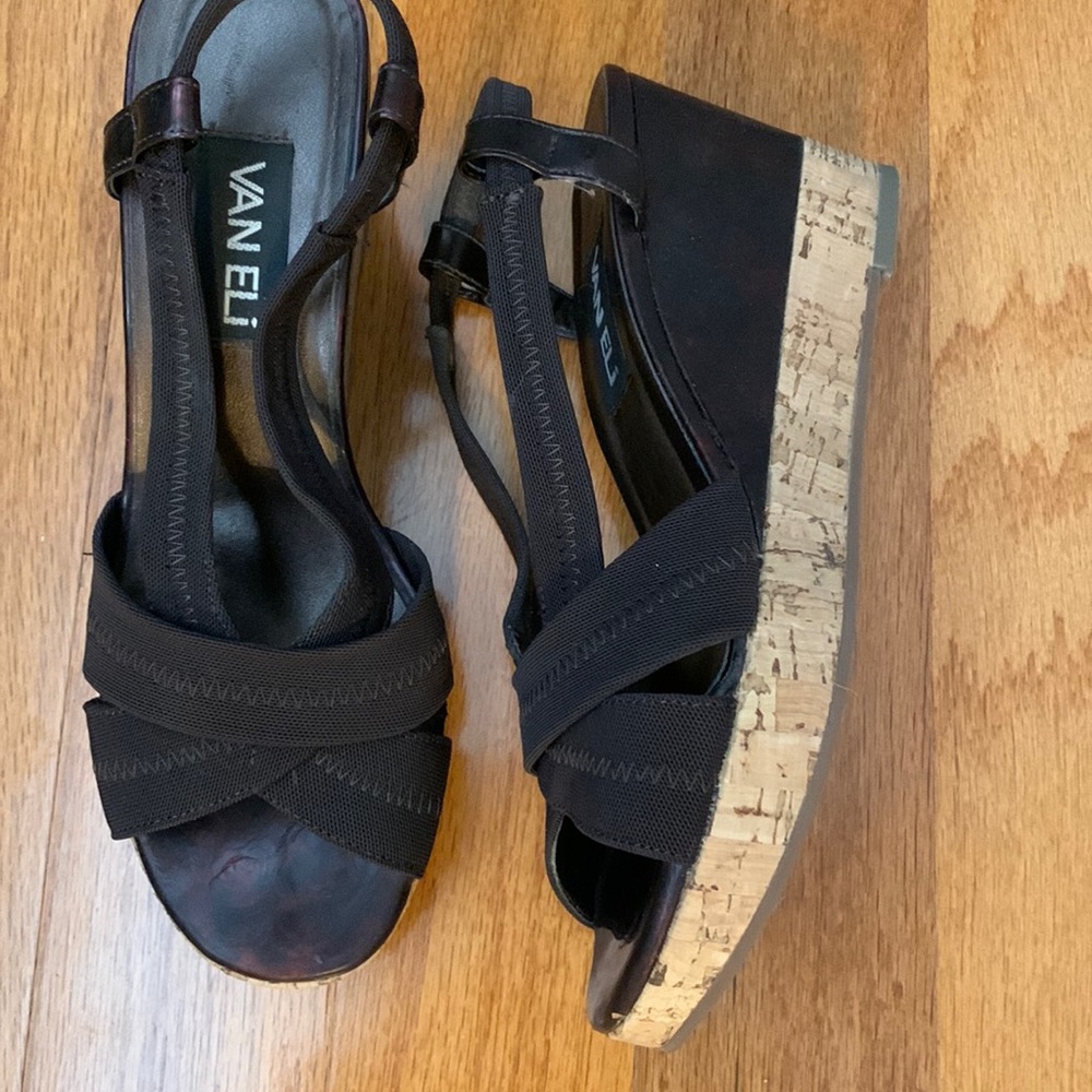 Vaneli 3” platform sandal